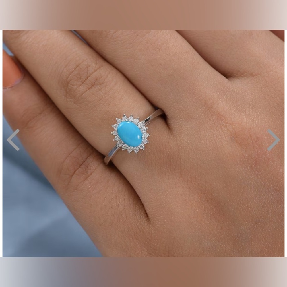 Elegant Sleeping Beauty turquoise gem, Sterling Silver  Ring size 7